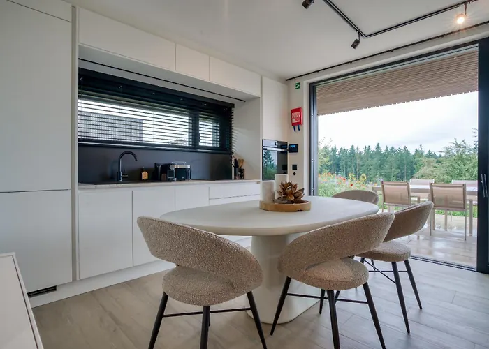 Nature Village - N°19 - 4 Personnes Avec Jacuzzi ロッジ