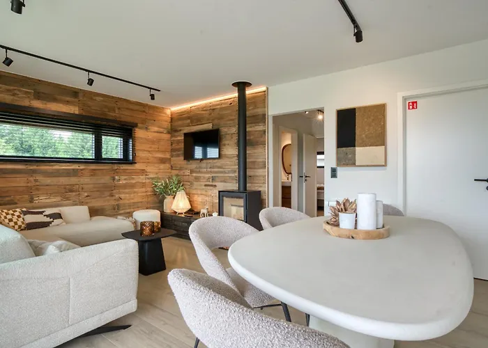 Nature Village - N°19 - 4 Personnes Avec Jacuzzi ビューリンゲン