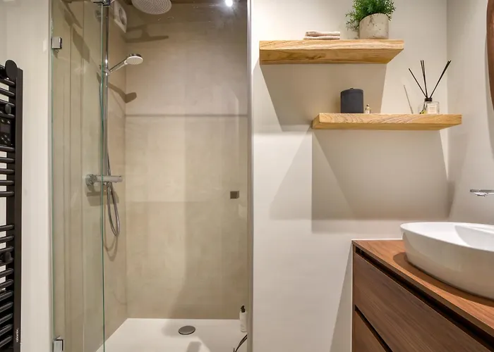 Nature Village - N°19 - 4 Personnes Avec Jacuzzi ロッジ ビューリンゲン