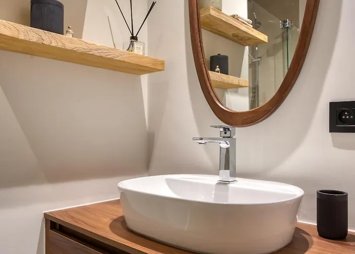 Nature Village - N°19 - 4 Personnes Avec Jacuzzi ロッジ *