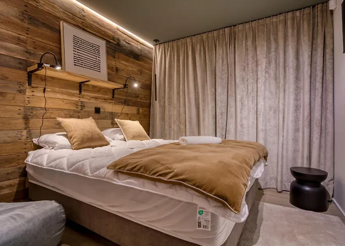 Nature Village - N°19 - 4 Personnes Avec Jacuzzi ロッジ