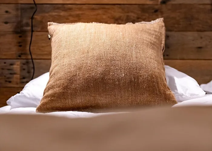 Nature Village - N°19 - 4 Personnes Avec Jacuzzi ロッジ ビューリンゲン